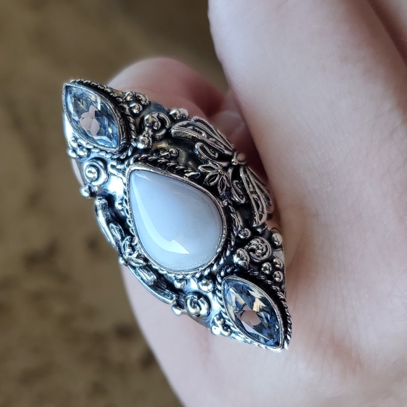 New Rainbow Moonstone & Tanzanite 925 Silver Butterfly Ring. - Picture 6 of 16